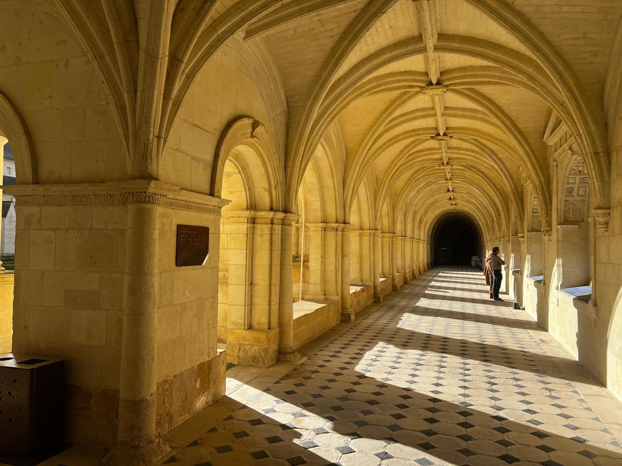 Le Chateau De Leugny Oiron Eksteriør billede